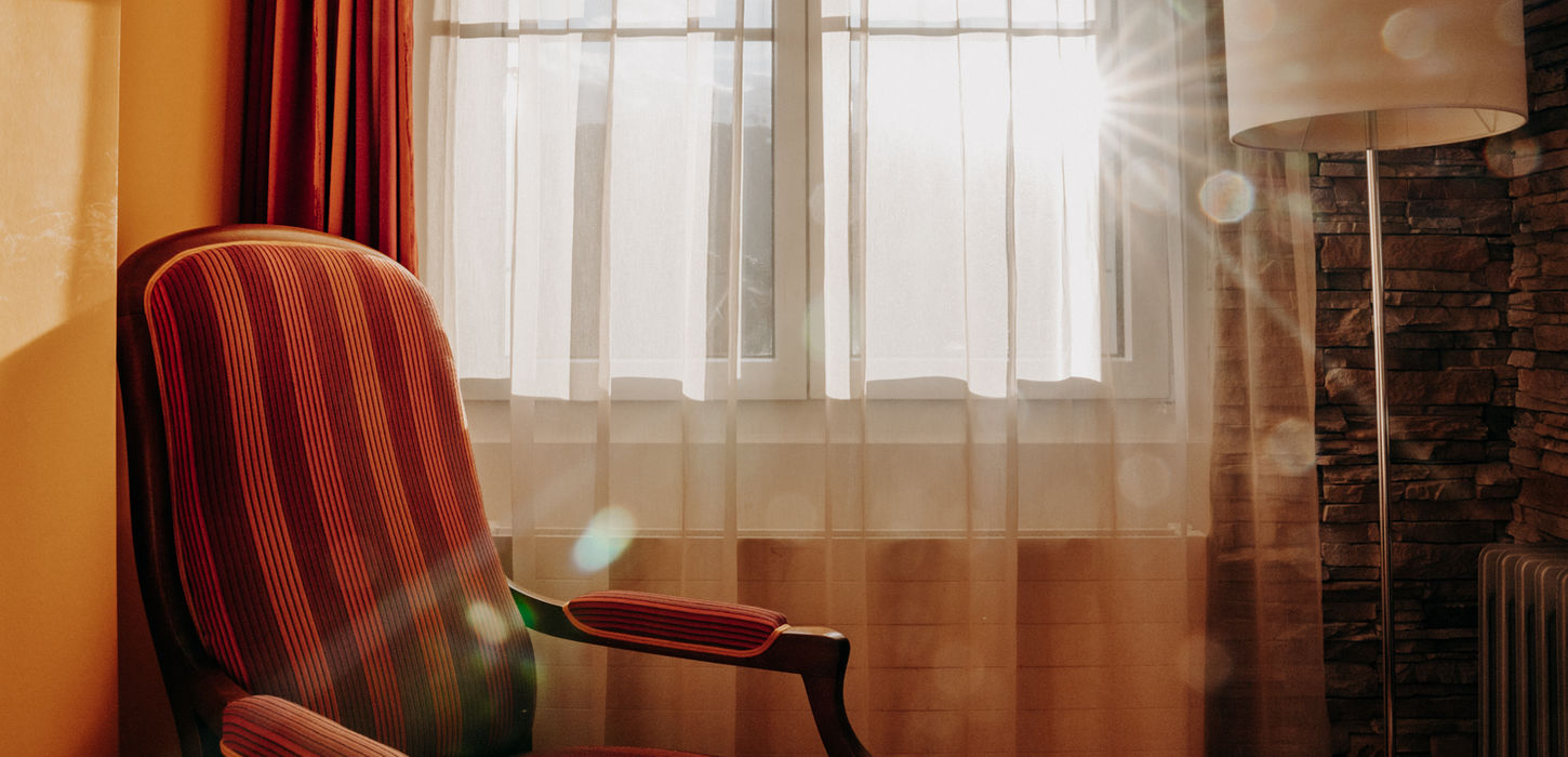 Sessel im Superior Einzelzimmer Bergblick