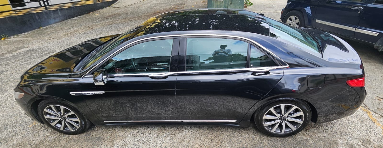 Luxury Car Services