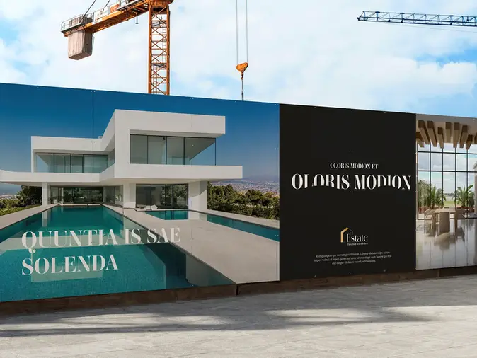 Bauzaun Werbung eines Immobilien Neubauprojektes auf an der Baustelle