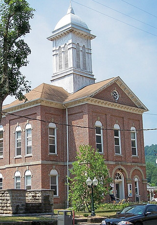 Braxton_County_Courthouse_West_Virginia_edited.jpg