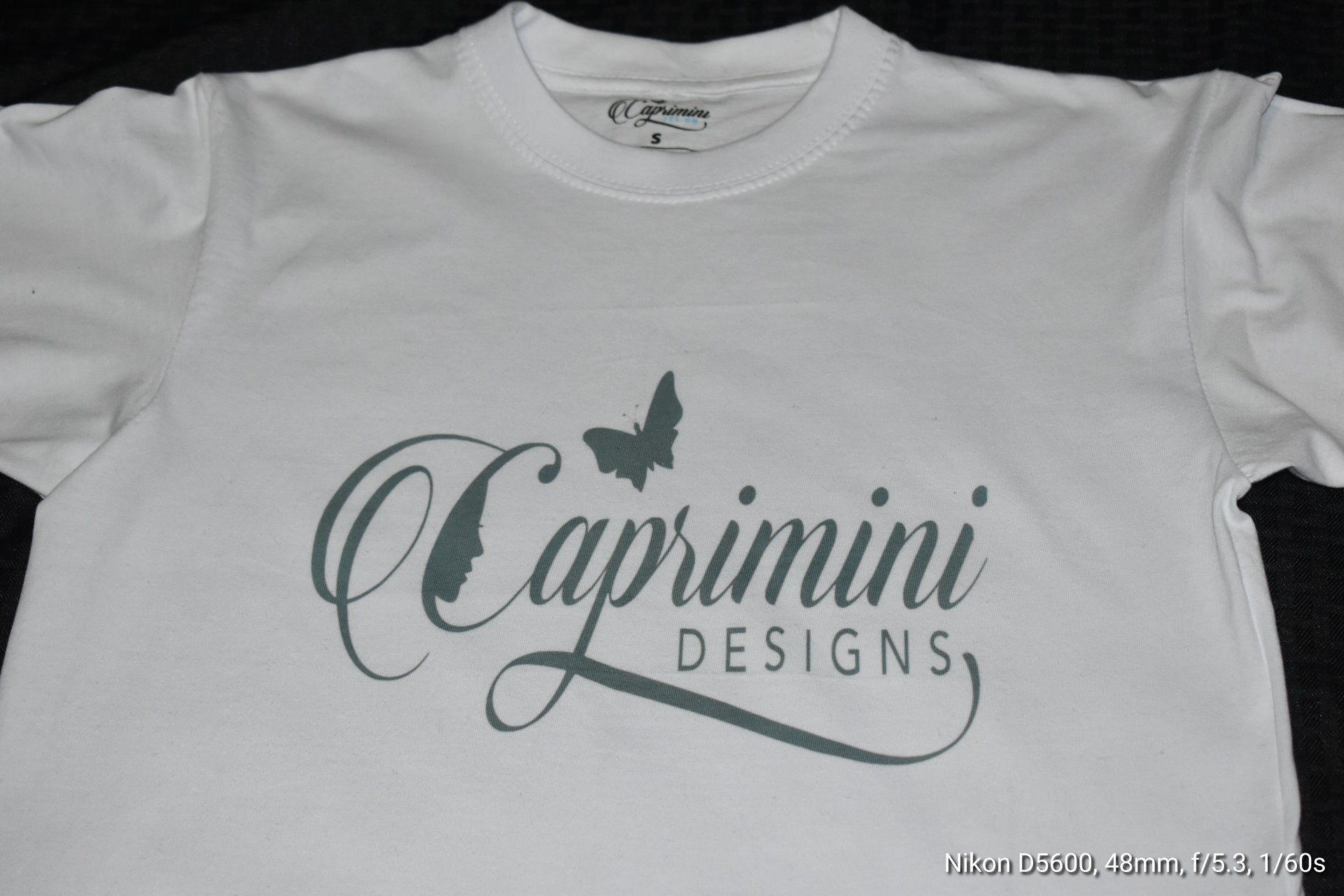 White "Legendary" short sleeve shirt