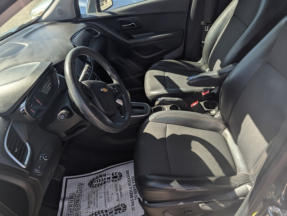 Thumbnail: 2021 Chevy Trax LT
