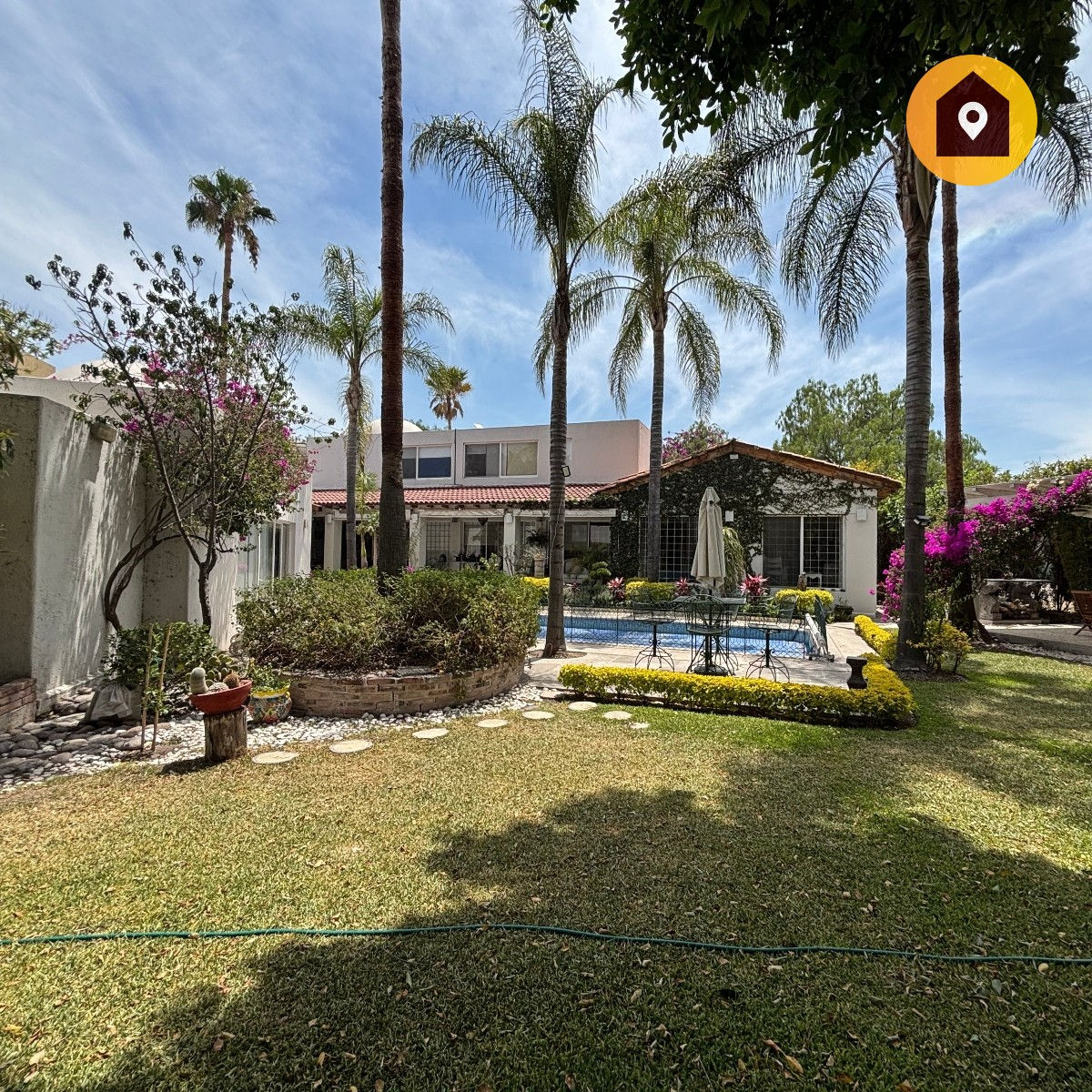 #Venta Casa 500m2 y 1,175 terreno en Balvanera Polo y Country Club