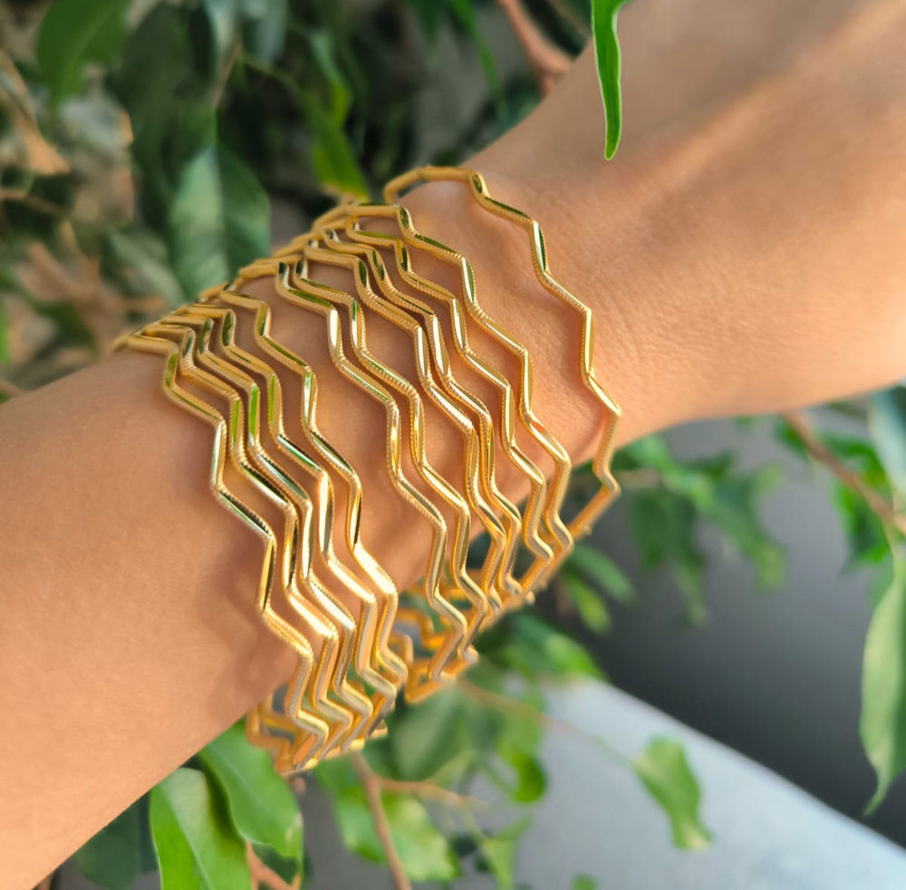 Altın Kaplama Oluklu Zikzak Ajda Bilezik