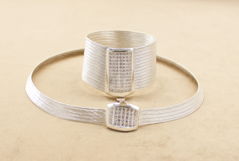 Ful Taş Başlıklı 5 Sıra Gerdanlık 15 Sıra Bileklik Hasır Set