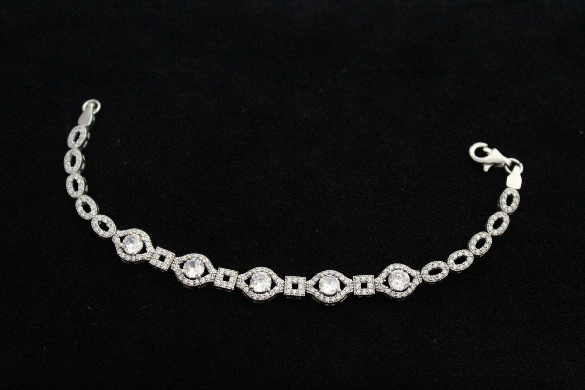 Tek Taşlı Beş Sıra Gümüş Bileklik