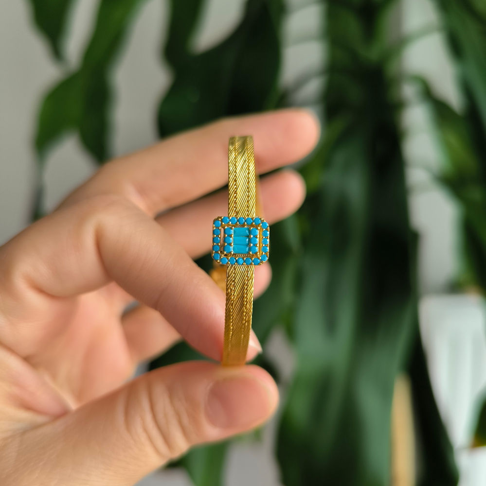 Altın Kaplama 3 Sıra Mavi Baget Taş Başlıklı Hasır Bileklik