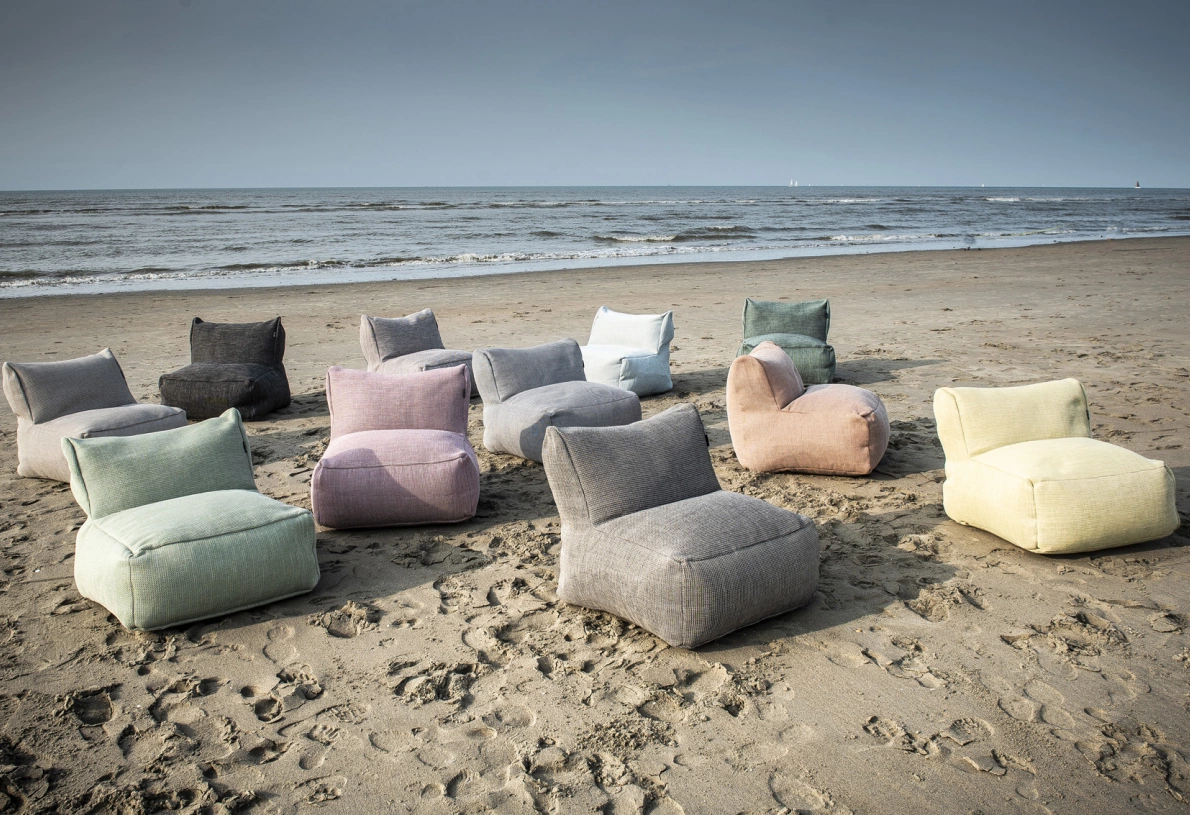 SPHERE-POUFS-BEACH-LOW-RES (59).jpeg.webp