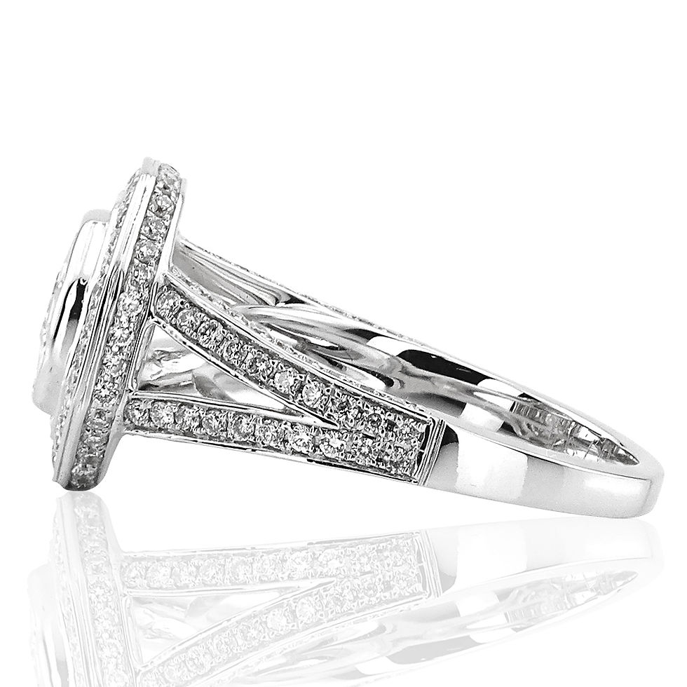 Thumbnail: 1.43 Carat Diamond Baguette Ring