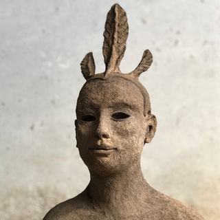 sculpture en bouse de vache, carolo sculpture, buste humain