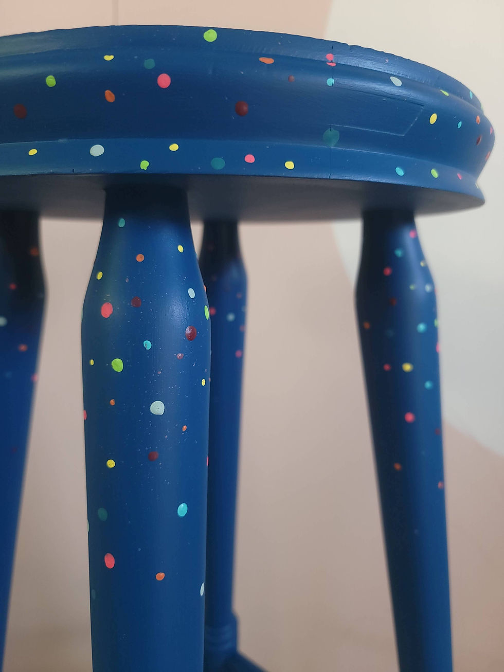 Thumbnail: Blue spotty stool or plant stand