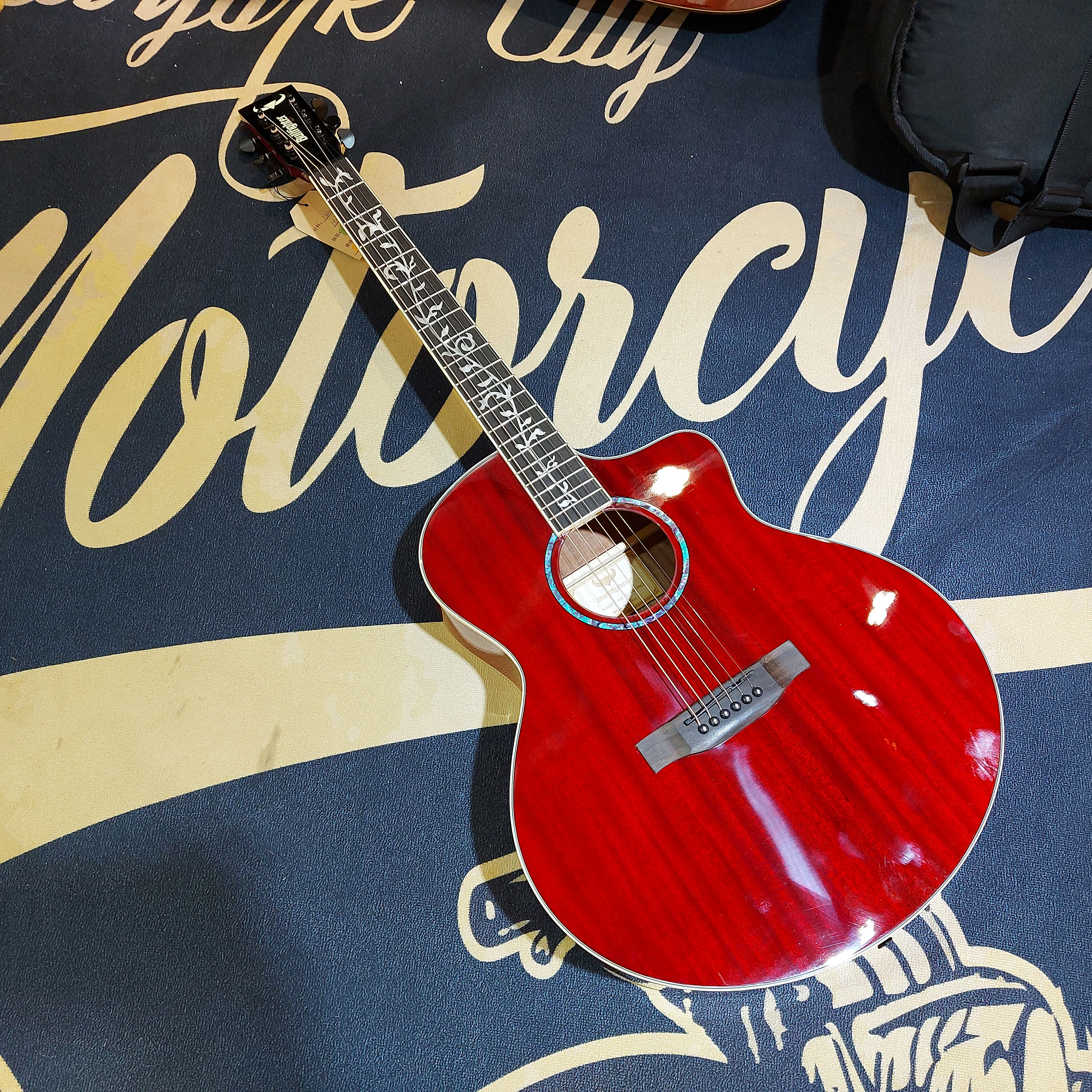 BullFighter Guitar 4013