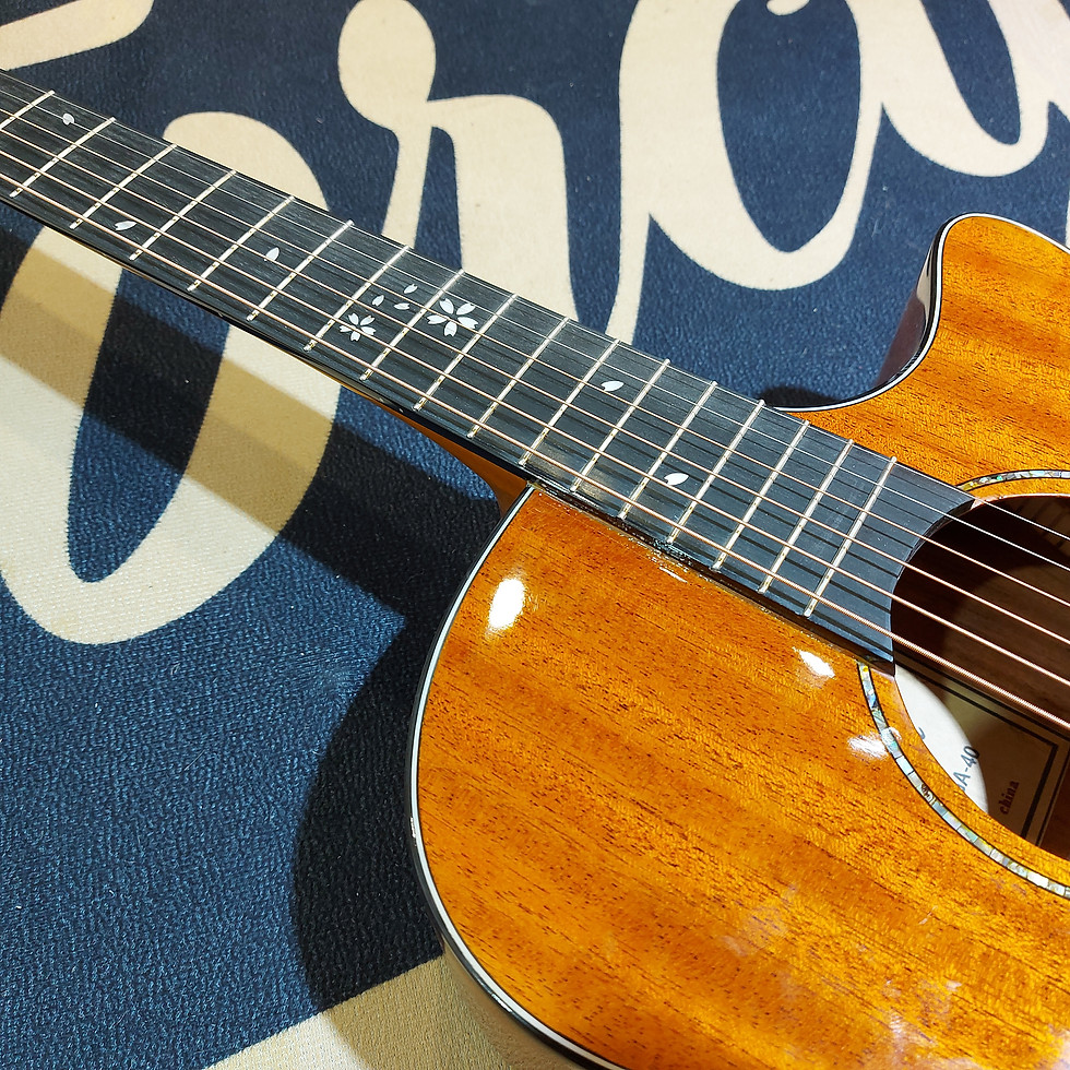 縮圖：Manuei Guitar GA40