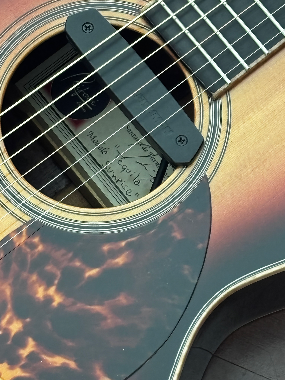 Thumbnail: Violão Rifosi Tequila Sunrise