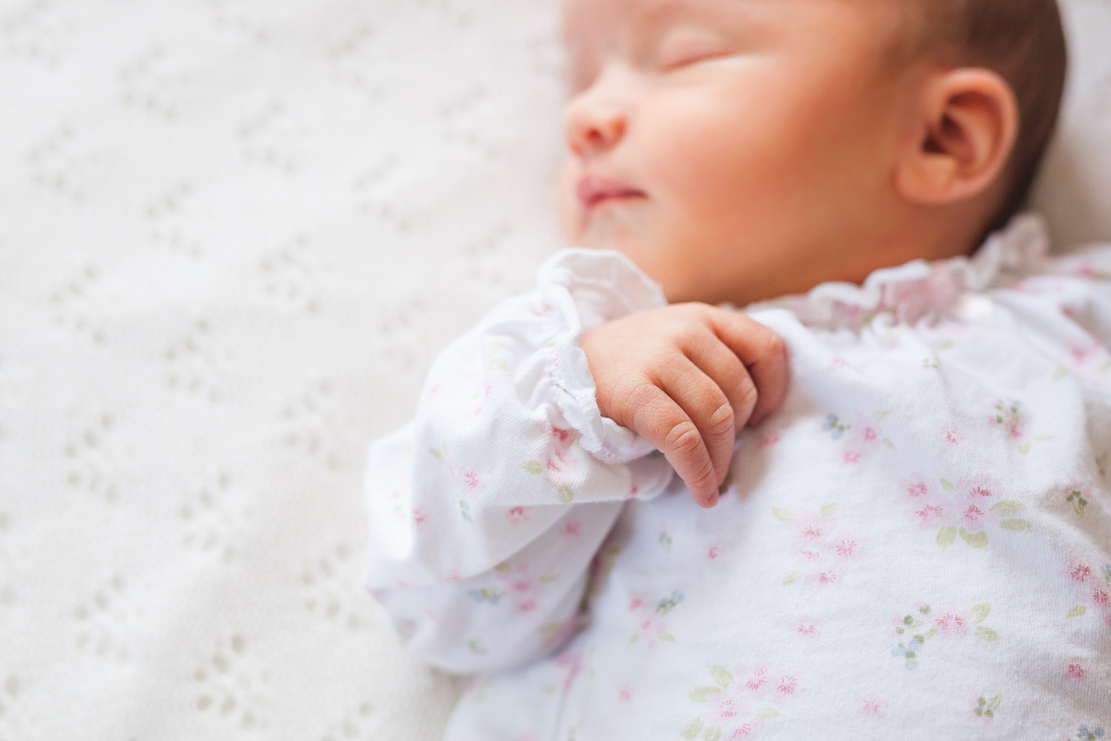 Baby Fingers Newborn Photography Session in Cobham, Surrey. Beautiful