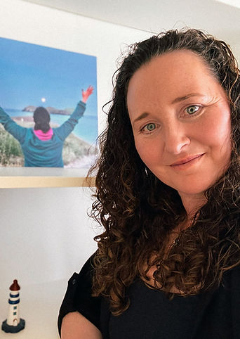 Emotional & Wellbeing Support for Communities and Memberships | Sinead Mackay | Find Your Light Hypnotherapy