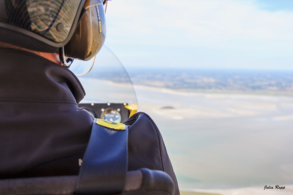 Le Mont Saint Michel autrement et loin des foules - en ULM ! Photographe Lille