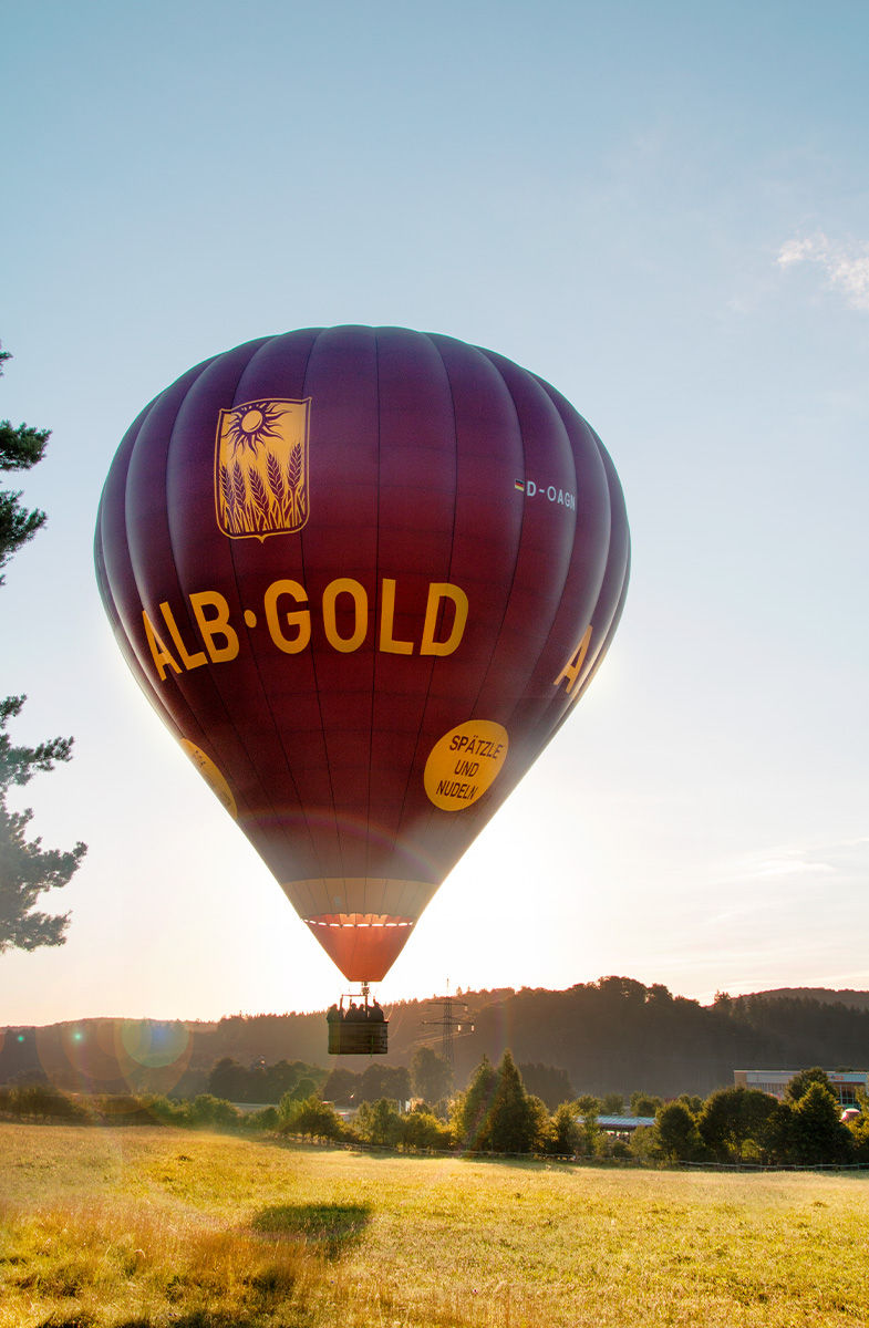 Miniaturbild: Alb-Gold Ballon im Sonnenschein