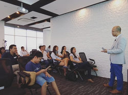 50411554_337129750238902_313753531552314