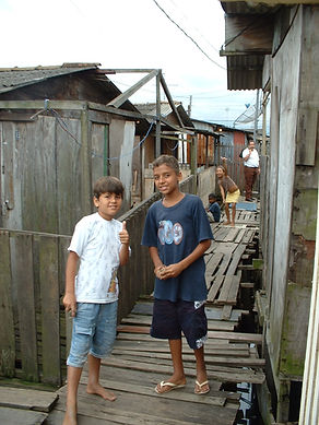 Homes Built Over Water2.jpg