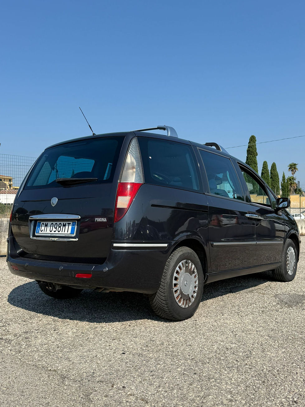 Miniatura: Lancia Phedra Emblema