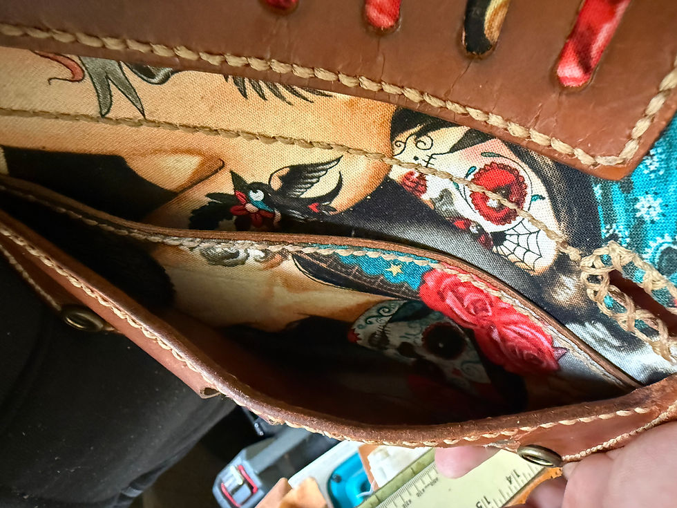 Alans wallet 2 pockets