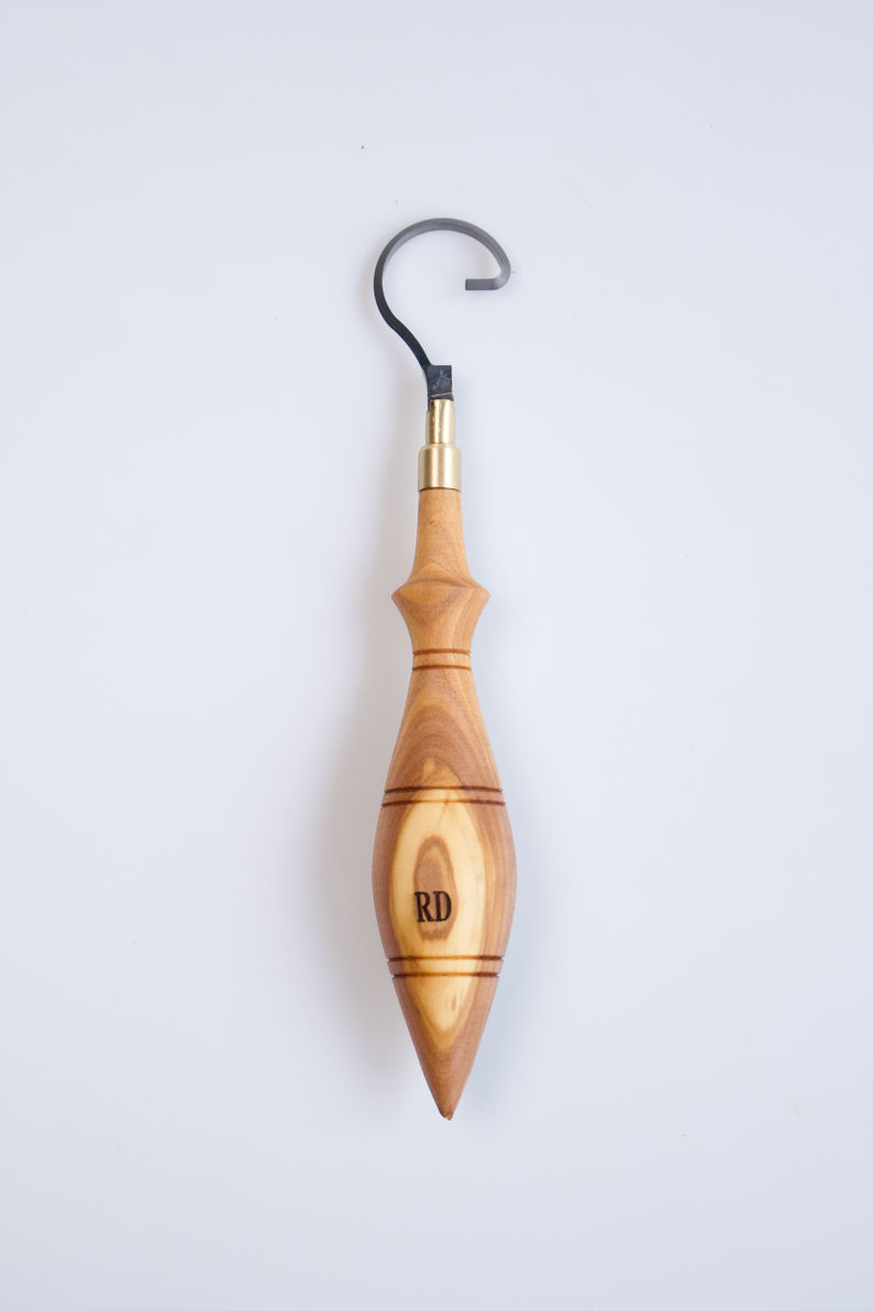 Big G Shape Tungsten Carbide Hook Blade Pottery Tool with Olive Wood Handle