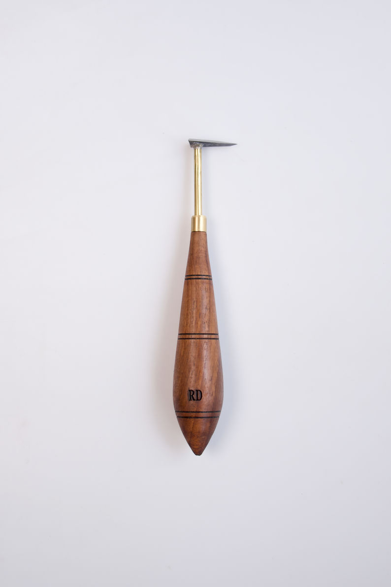 Angled Tip Shape Tungsten Carbide Blade Pottery Tool Walnut Wood Handle