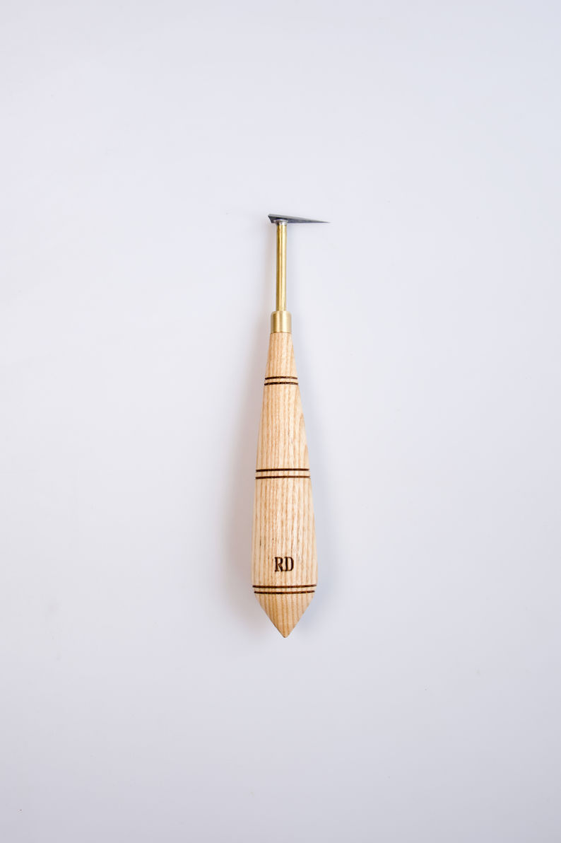 Pointy Shape Tungsten Carbide Blade Pottery Tool Maple Wood Handle