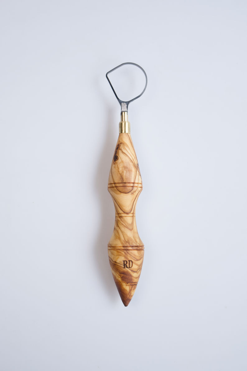 Big D Shape Tungsten Carbide Loop Blade Pottery Tool Olive Wood Handle