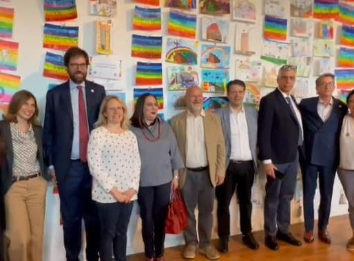 Sesto San Giovanni disegna per Colors for Peace grazie a RFK Italia