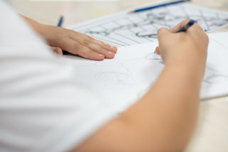 Lune Spark, in Apex North Carolina is a creative center for children and adults, allowing them to explore and discover their creative passions, collaborate with like-minded individuals, and grow with the support of dedicated teachers.