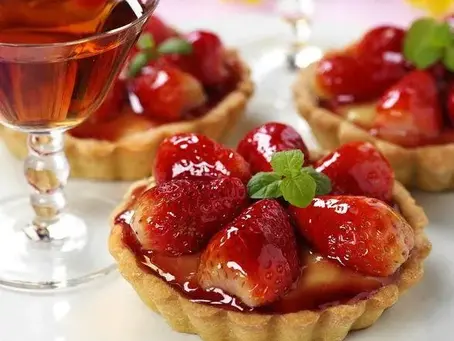 Do Private Chefs Live With You?