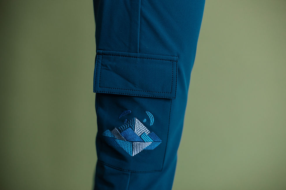 Thumbnail: Tight-fitting pants with patch pockets