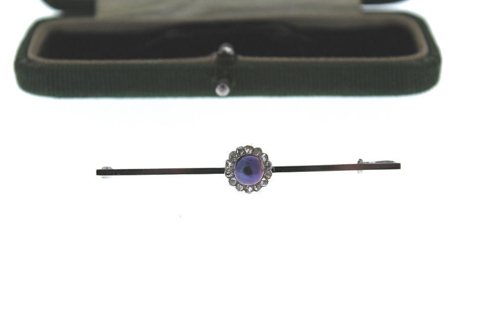 Thumbnail: Pearl and Diamond Brooch
