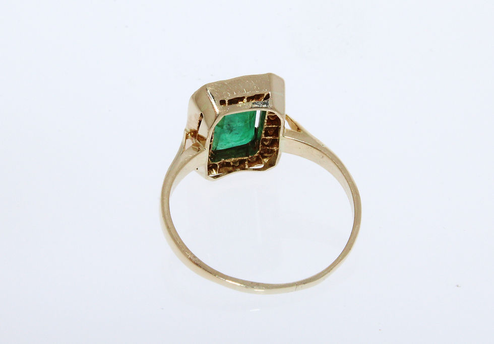 Thumbnail: Emerald and Diamond Ring