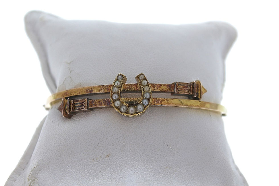 Thumbnail: Horseshoe Bangle