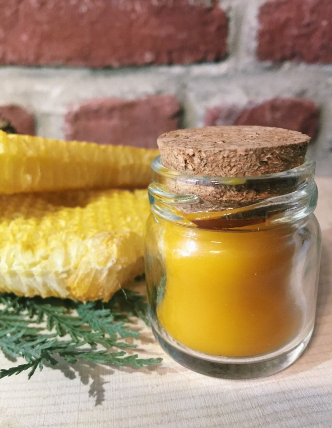 Minik kavanoz Balmumu