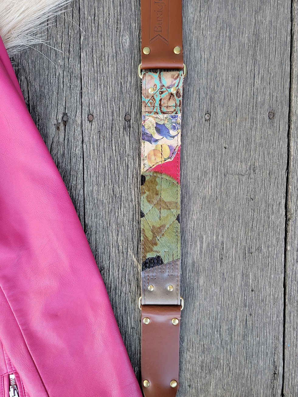 Thumbnail: Mosaic Signature shoulder straps
