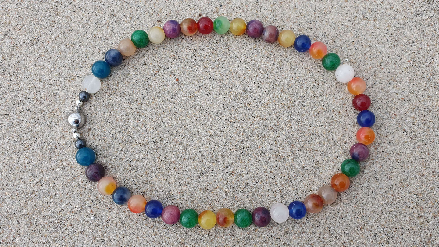 Necklace with the title LIFE IN COLOR