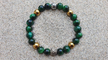 Bracelet titled PLAY THE GAME