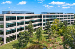 100 S Saunders, Lake Forest