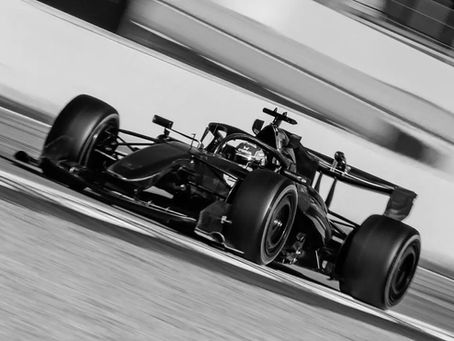 TECHNOLOGY WITHOUT HEROES?