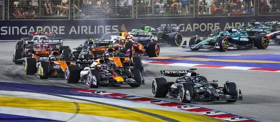 SINGAPORE, TUTTO SECONDO COPIONE