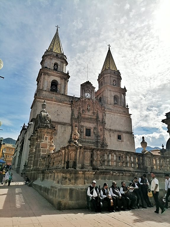 Fachada de la Basílica de Nuestra Señora del Rosario