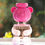 Miniatura: Frasco de perfume Moschino Toy 2 Bubble Gum en forma de oso rosa brillante con fondo desenfocado