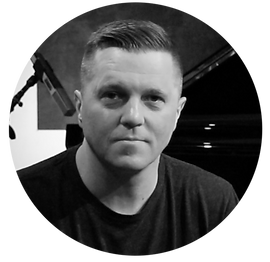 Mike Jeffers Headshot 2020 round.png