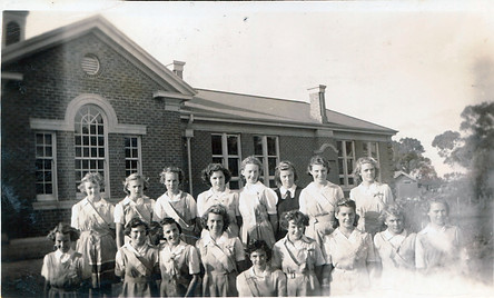 Old Scholar Photographs 1930s_00001A.jpg