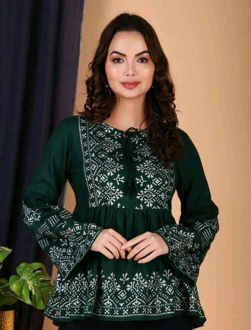 Thumbnail: Women's/girls/ladies top/tunics