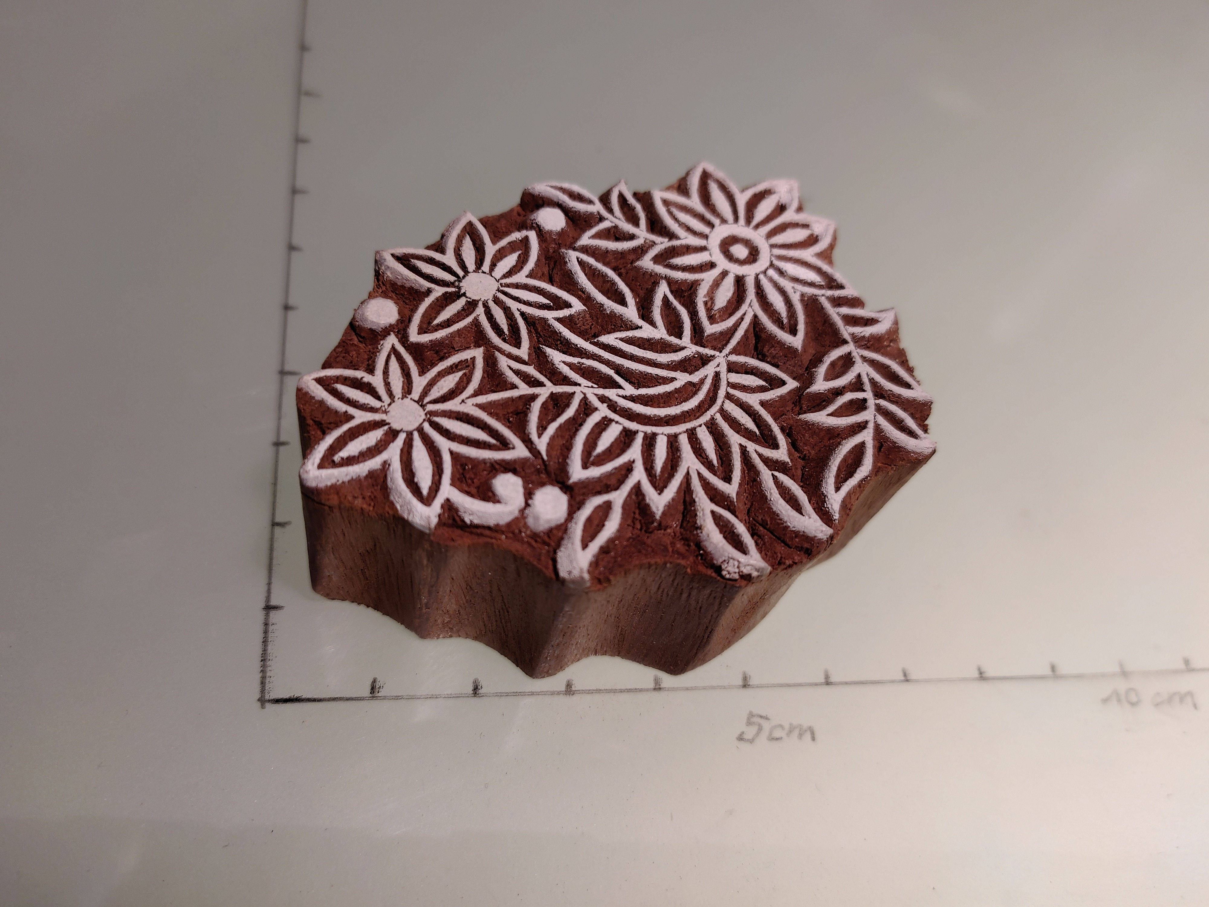 Motivstempel aus Holz "THU 023"